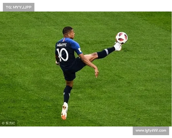 如何欣赏哈兰德独特的射手风格与进球技巧解析 如何欣赏哈兰德独特的射手风格与进球技巧解析