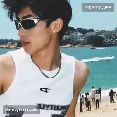 侯侃钥